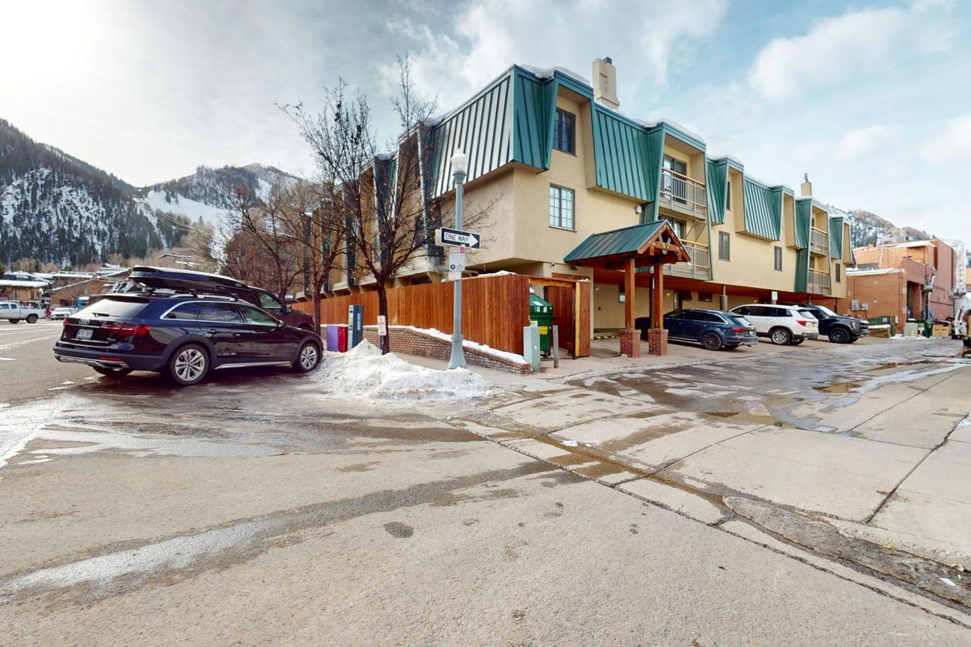 Downtown Beauties Villa Aspen Exterior photo